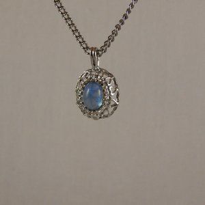 Blue stone pendent necklace